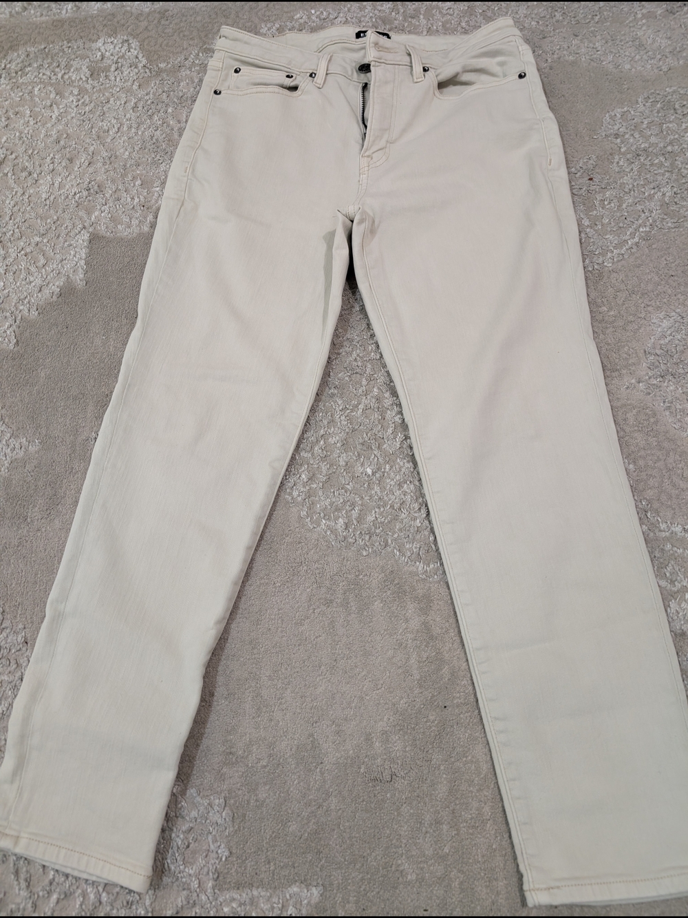 Express Cream/Off-White High-Rise Jeans